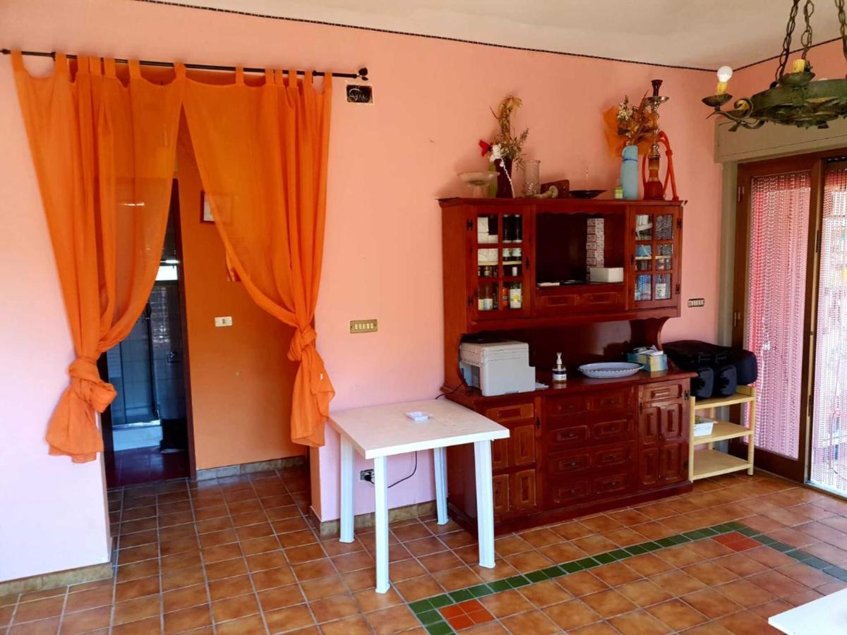 Villarosa Villa Parco Morello Piano Terra מראה חיצוני תמונה