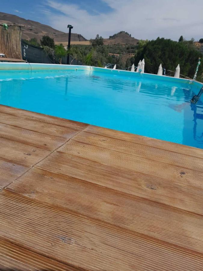 Villarosa Villa Parco Morello Piano Terra מראה חיצוני תמונה